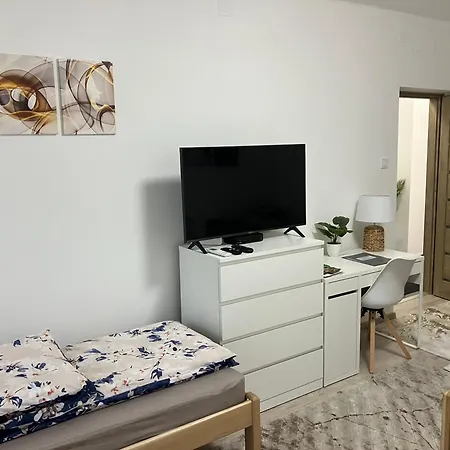 Koezponti 2 아파트 Kiskunfélegyháza