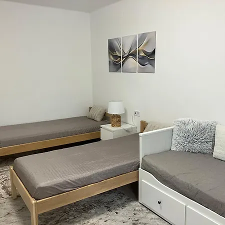 Koezponti 2 아파트 Kiskunfélegyháza