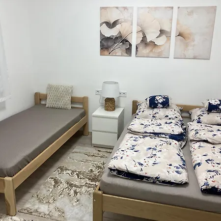 아파트 Koezponti 2 Kiskunfélegyháza