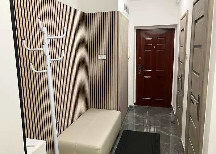 Apartament Koezponti 2 *